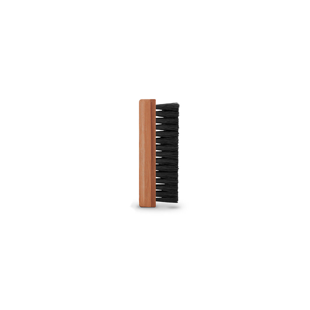 Cepillo Lustra calzado de madera allpaka  a pedido.